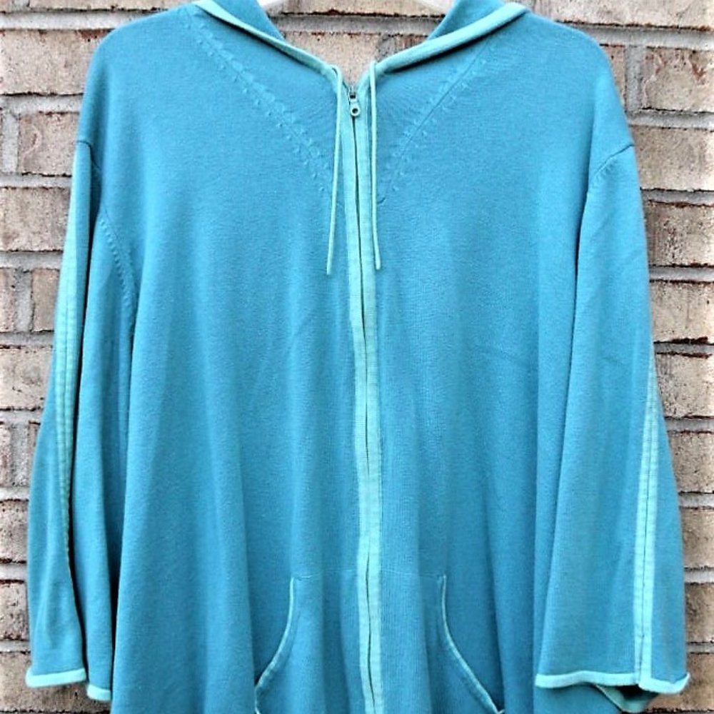 PLUS SIZE- Soft/Comfy Liz & Me Sport Zip-up Anorak